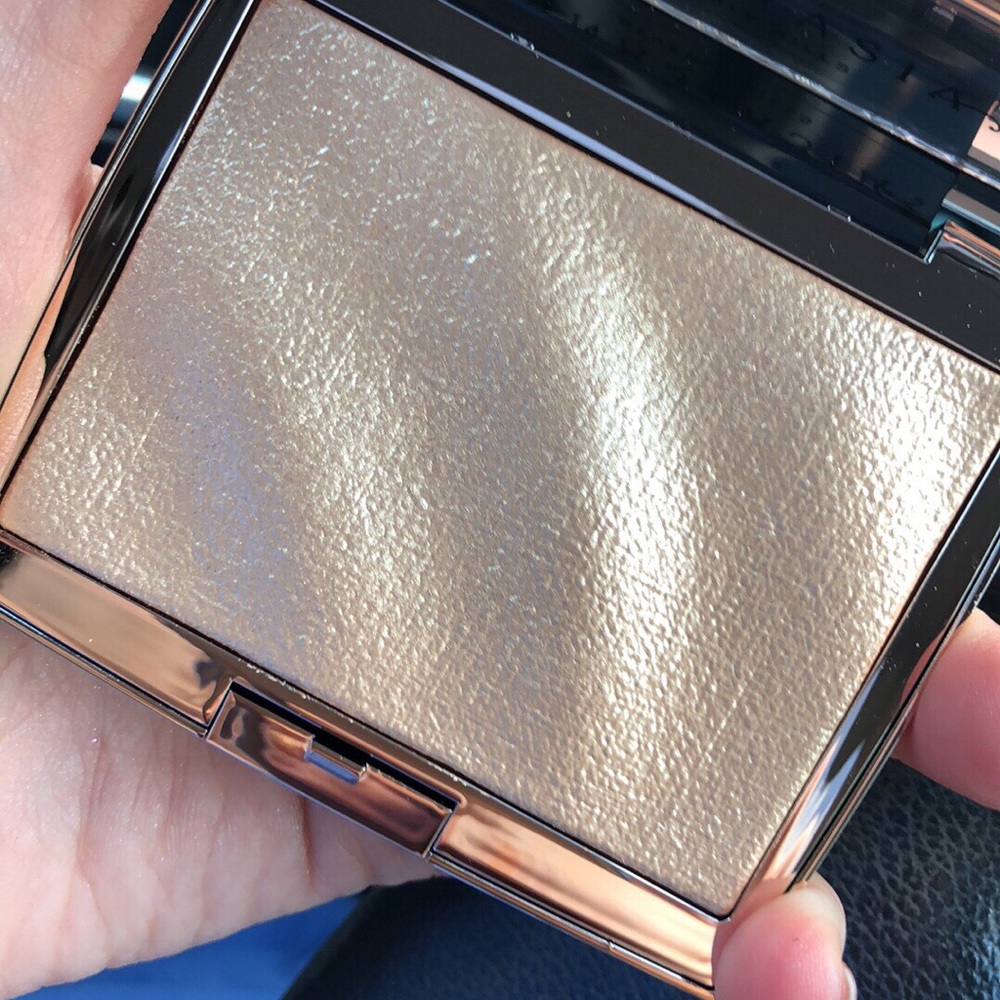 Anastasia BH Amrezy